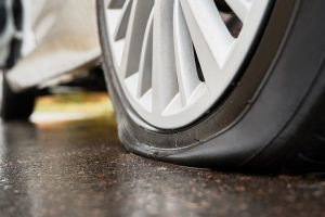 Gargžduose – išpuolis prieš BMW