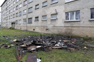 Klaipėdoje dėl gaisro bute evakuota 40 žmonių