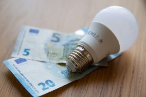 „Elektrum Lietuva“: Lietuvoje elektros kaina praėjusią savaitę sumažėjo 4 proc.