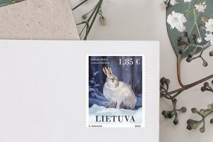 Lietuvos paštas išleidžia pašto ženklą baltajam kiškiui