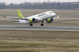 „Air Baltic“ nuo gegužės iš Vilniaus skraidins į Hamburgą ir Lisaboną