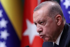 R. T. Erdoganas oficialiai paskelbė sieksiantis dar vienos kadencijos prezidento poste