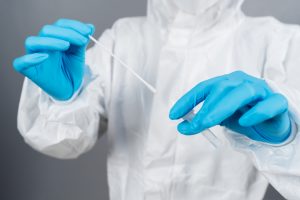 Koronaviruso testų kainos gali kilti: kas paneigs mintį, kad reikės mokėti 100 eurų?