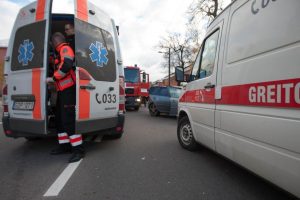 Šakių rajone – avarija: nukentėjo vairuotojai ir keleivė