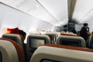 Sloga ir skrydis – rizikingas derinys: gali netgi plyšti ausų būgnelis