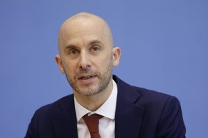 Vokiečių vyriausybė nurodė uždaryti keturis iš penkių Rusijos konsulatų Vokietijoje