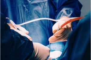 Reta kraujo krešėjimo liga nesutrukdė Kauno medikams atlikti sėkmingos inksto transplantacijos