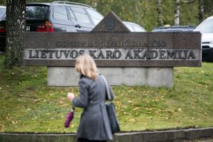 Atnaujintame Karo akademijos statute – didesnės stipendijos kariūnams, kursas gimnazistams