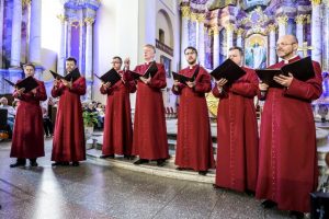 „Salve Musica“: grigališkasis choralas ir improvizacijos mušamiesiems