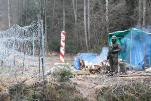 Rami para: pasienyje su Baltarusija nefiksuota neteisėtų migrantų
