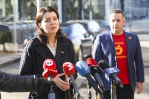 Ministrė: pasiūlymas dėl išmokų ukrainiečius priimantiems žmonėms – netrukus