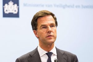 M. Rutte: NATO gynybos ministrai aptars V. Zelenskio pergalės planą 