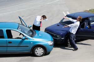 Pakaitinis automobilis: papildomos išlaidos ar nemokama paslauga?