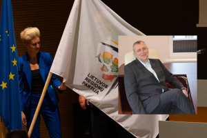 Regionų partijos spintoje – skeletai