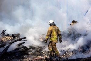 Ugniagesiai: žuvusiųjų per gaisrus šiemet padaugėjo penktadaliu