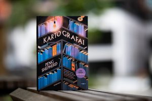 Romanas „Kartografai“: realybę keičiantys popieriniai miestai