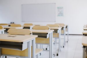 Seimas po kelių bandymų priėmė pataisas dėl tinklo kriterijų mokykloms