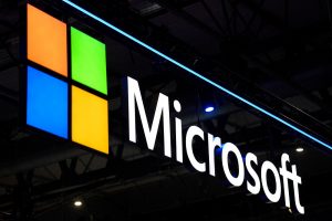 „Microsoft“ įšaldo produktų pardavimus ir paslaugų naujus pardavimus Rusijoje