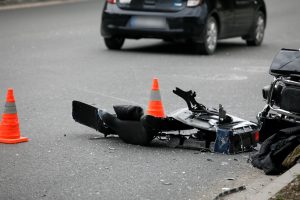 Tragiška avarija Tauragės rajone: ligoninėje mirė pusamžis motociklo vairuotojas