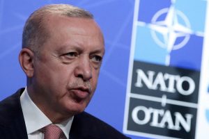 R. T. Erdoganas: Švedija negali įstoti į NATO, jei leidžia deginti Koraną