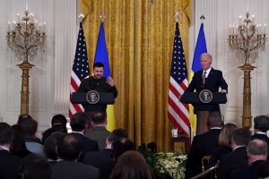 V. Zelenskis kreipėsi į JAV Kongresą: nugalėjome Rusiją kovoje dėl pasaulio protų