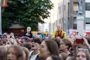 Klaipėdiečiai himną giedojo ir viduryje marių