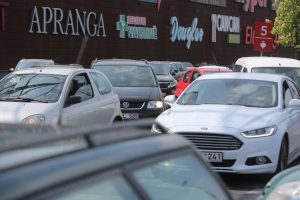 Nerimsta: vėl pranešta apie sprogmenis „Akropolyje“, redakcijose ir policijoje