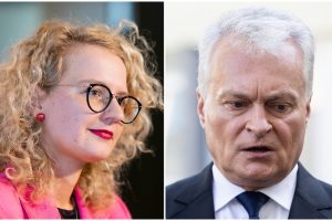 A. Armonaitė: užsienyje Vakarų vertybes ginančiam prezidentui nereikėtų grįžus virsti homofobu