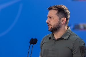 V. Zelenskis: Ukraina svarsto apie karo strategijos pokyčius