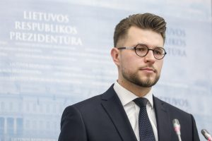 L. Savickas prašo teismo pradėti bylą dėl valstybės degalų rezerve paliktos spragos