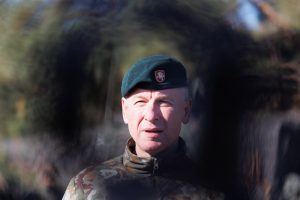 Lietuvos kariuomenės vadas su Šiaurės Europos šalių kolegomis aptaria saugumo situaciją