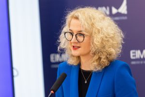 A. Armonaitė sako, kad Laisvės partija palaikys siūlymą drausti lošimų reklamą