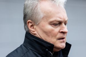 Stojimą į Komunistų partiją G. Nausėda vadina jaunystės klaida: nepaisiau net mamos atkalbinėjimo