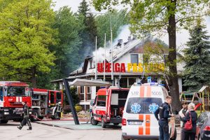 Ugnis įsisuko į gruziniško maisto užeigą pakaunėje: yra nukentėjusių