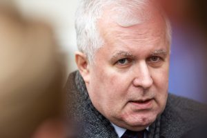 A. Anušauskas: Lietuva Ukrainai perduos du Mi-8 sraigtasparnius