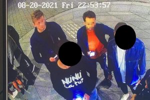 Kauno policija skelbia paiešką: šie vyrai įtariami prekyba suklastotais galimybių pasais