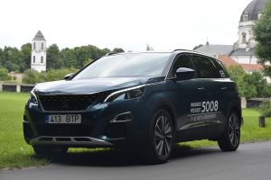 „Peugeot 5008“: didesnysis brolis atvyko