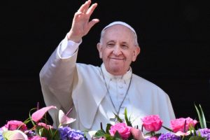 Popiežius ragina per „karo meto Velykas“ išgirsti taikos raginimus