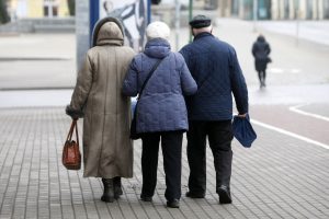 Pensijų kaupti gyventojai neskuba