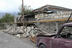 Iš Kalnų Karabacho armėnų bendruomenių evakuota daugiau kaip 10 tūkst. žmonių