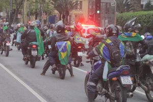J. Bolsonaro šalininkai užplūdo Brazilijos Kongresą ir susirėmė su policija