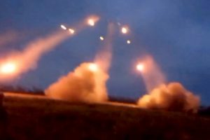 Ukraina sako, kad Rusijos pajėgos atsitraukia po kontratakų Bachmuto kryptimi