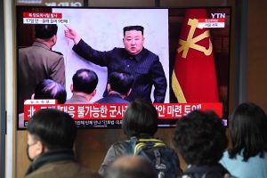 Kim Jong Unas įsakė paleisti pirmąjį Šiaurės Korėjos žvalgybinį palydovą