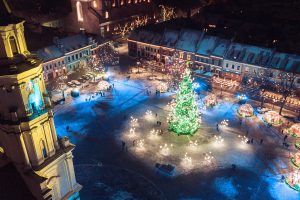 Įžiebiant Kalėdų eglę Kaunas kvies pakeliauti žvaigždynais