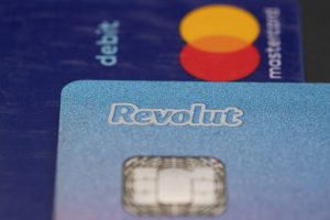 „Revolut Bank“ turės suformuoti papildomą kapitalą 