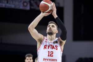 Aukštaūgio vedami čempionai vargo neturėjo