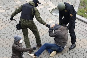 Gardine sulaikyta Baltarusijos lenkų sąjungos vadovė A. Borys