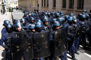 Prancūzijos policija nutraukė studentų protestą Sorbonoje