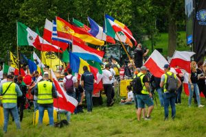 Prieš Europos Parlamento rinkimus ūkininkai Briuselyje surengė protestą