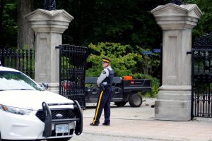 Netoli Kanados premjero rezidencijos sulaikytas ginkluotas vyras